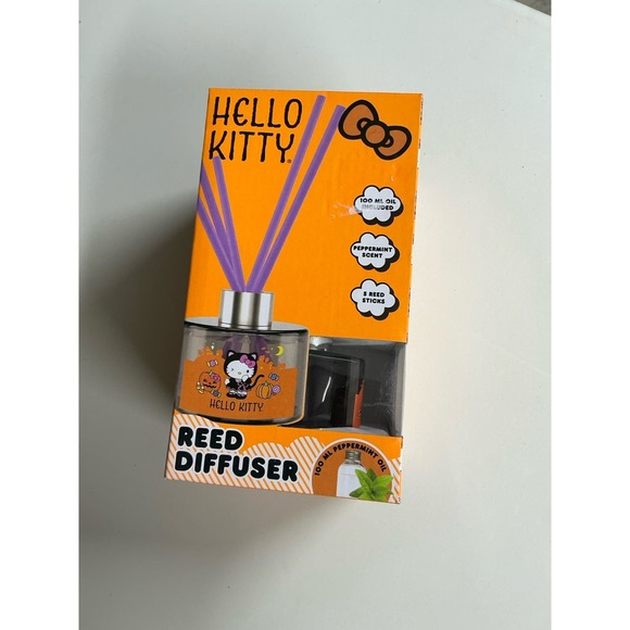 HELLO KITTY - Halloween | Reed Diffuser ~ 100 ml Peppermint Oil - Picture 1 of 7
